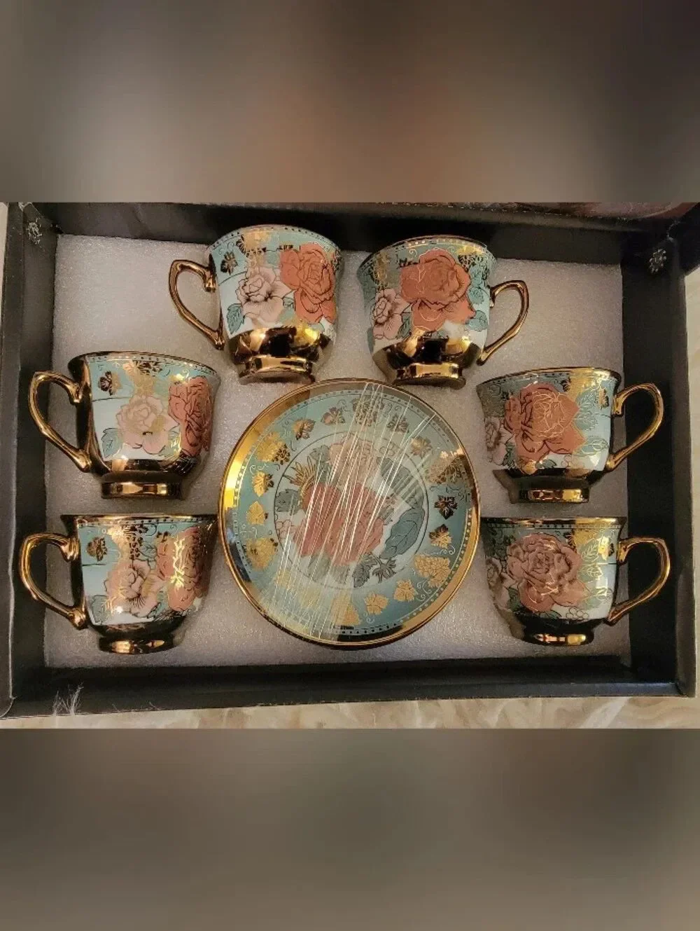 🆕️🍵12 Piece Fine Porcelain Cups & Saucers Set, Green/Peach Floral